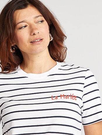 T-shirt avec message EVJF