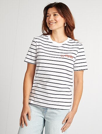 T-shirt avec message EVJF