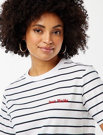 T-shirt avec message EVJF