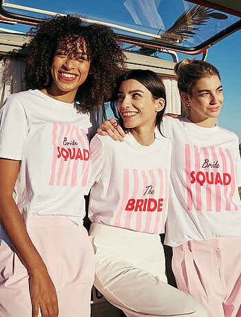 T-shirt avec message EVJF