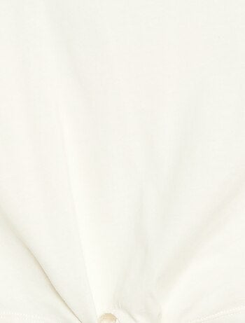 T-shirt avec nœud à la taille