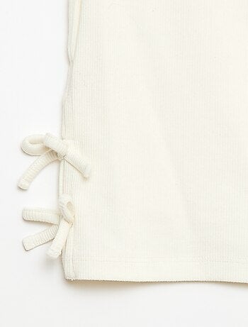 T-shirt avec nœuds fantaisie