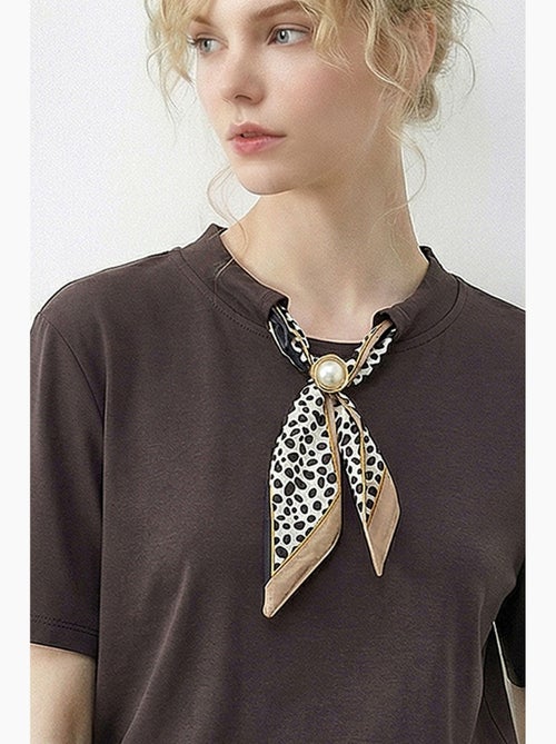 T-shirt basic à col rond avec détail accessoire lucci - Kiabi