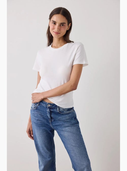 T-shirt basic slim fit à manches courtes penti - Kiabi T-shirt basic slim fit à manches courtes penti - Kiabi