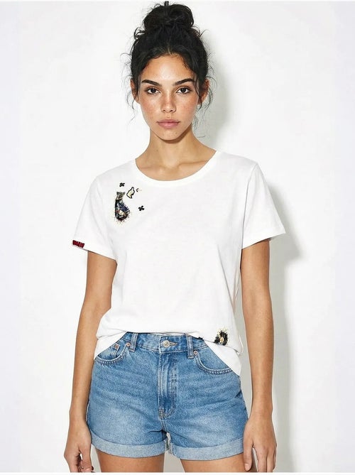 T-shirt basique à col en u brodé lucci - Kiabi T-shirt basique à col en u brodé lucci - Kiabi