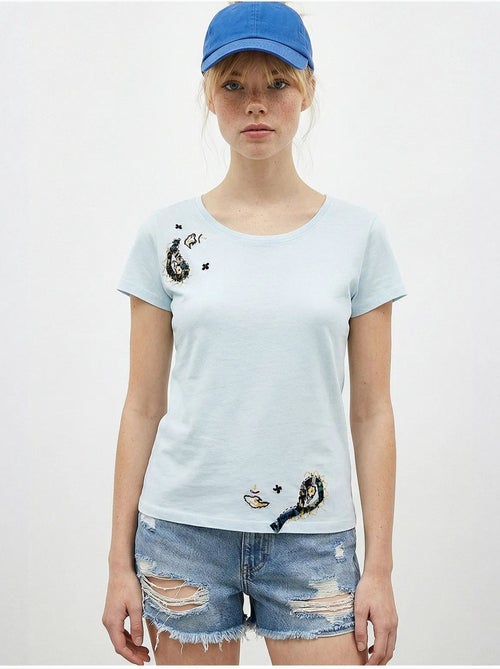 T-shirt basique à col en u brodé lucci - Kiabi T-shirt basique à col en u brodé lucci - Kiabi