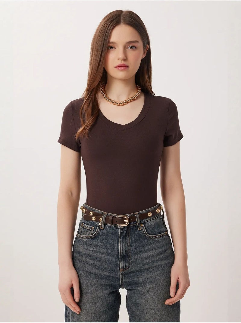 T-shirt basique à col en v et coupe ajustée istanbul Marron chocolat - Kiabi