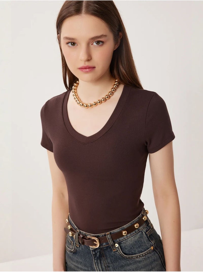T-shirt basique à col en v et coupe ajustée istanbul Marron chocolat - Kiabi