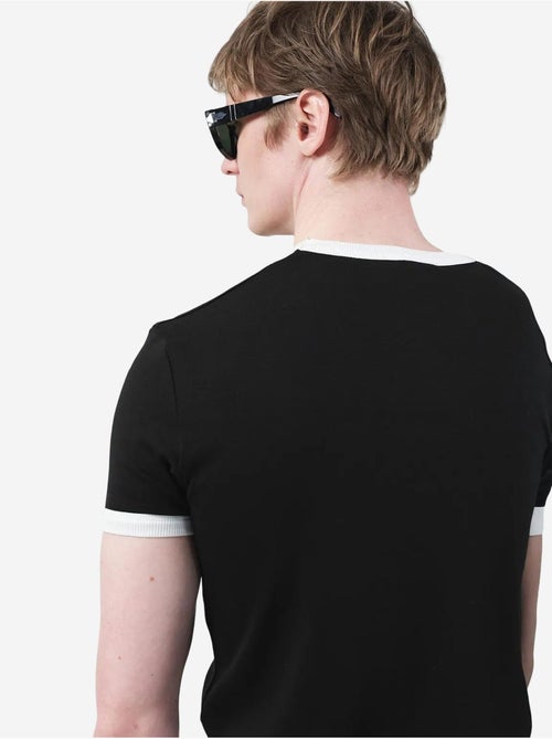 T-shirt basique à col rond avec bordure contrastée giesto - Kiabi T-shirt basique à col rond avec bordure contrastée giesto - Kiabi