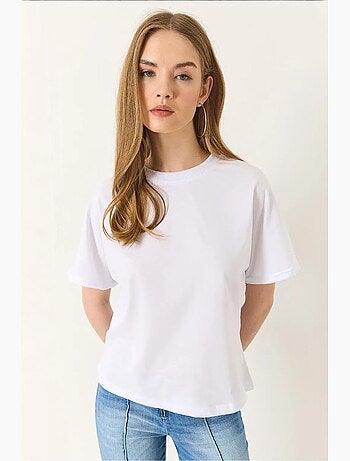 T-shirt basique à manches courtes et col ras du cou en coton biologique lucci
