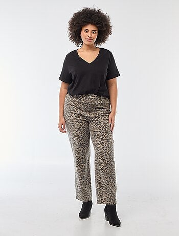 T-shirt basique à manches courtes et col V