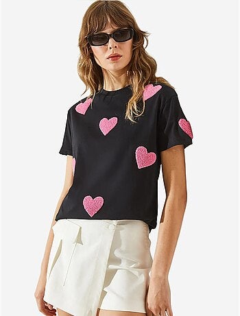 T-shirt basique brodé cœur lucci