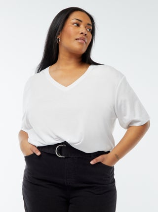 T-shirt basique uni col V