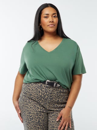 T-shirt basique uni col V