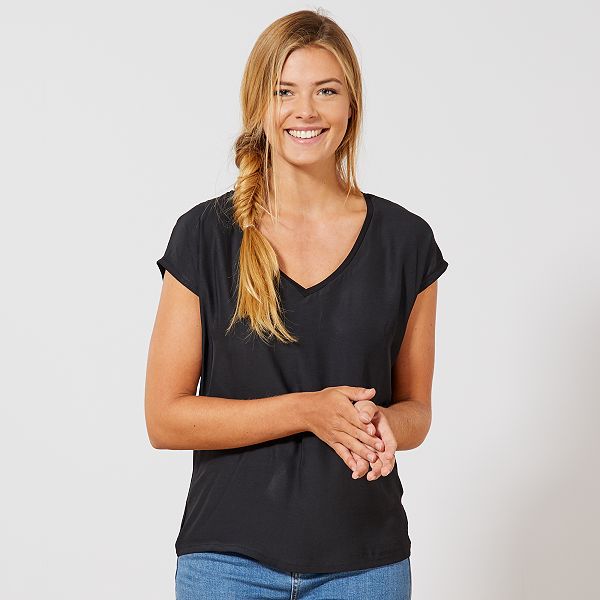 tee shirt noir femme col v