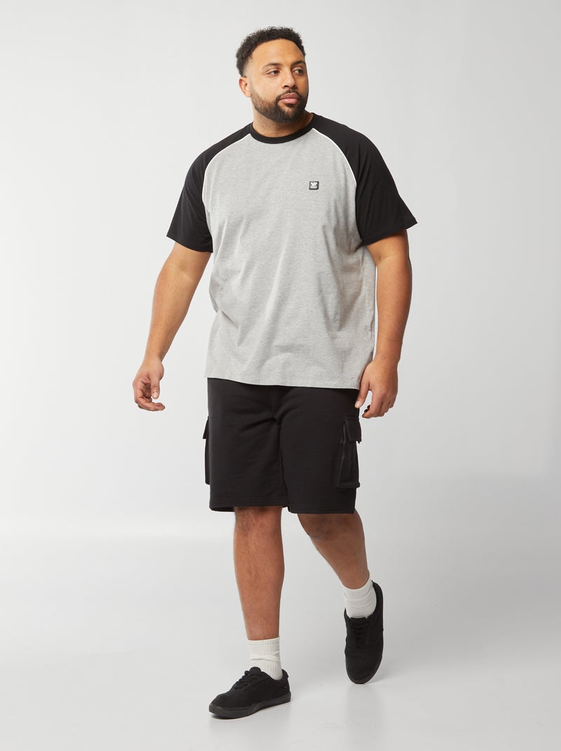 T-shirt bicolore avec manches courtes raglan GRIS - Kiabi