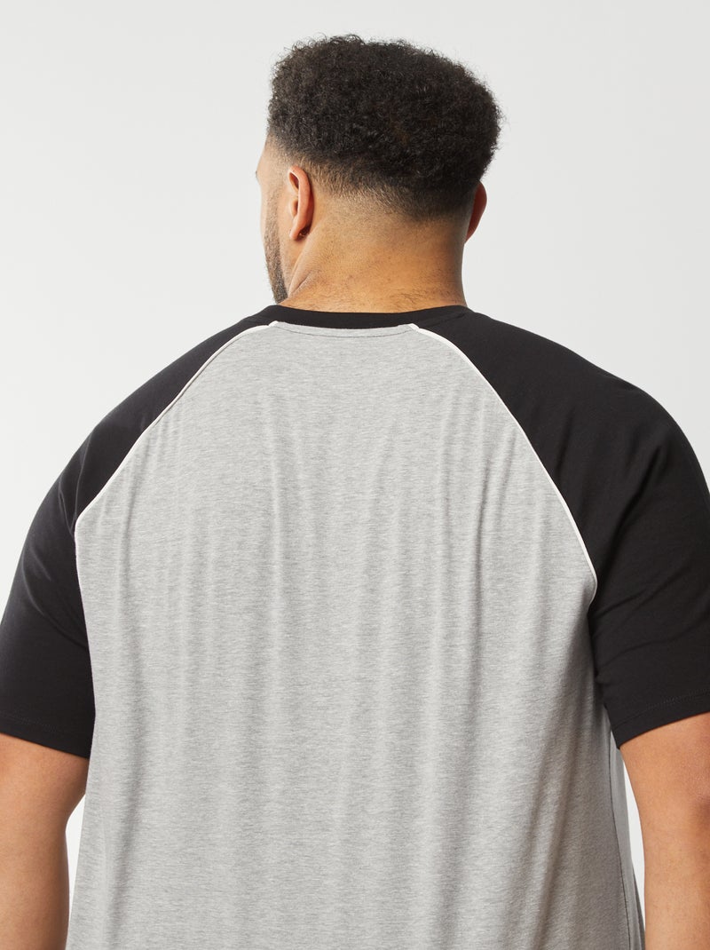 T-shirt bicolore avec manches courtes raglan GRIS - Kiabi