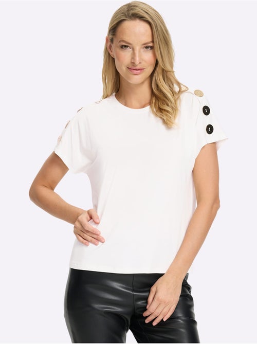 T-shirt Boutons élégants Aux épaules Et Aux Manches - Taille Standard - Helline - Kiabi T-shirt Boutons élégants Aux épaules Et Aux Manches - Taille Standard - Helline - Kiabi
