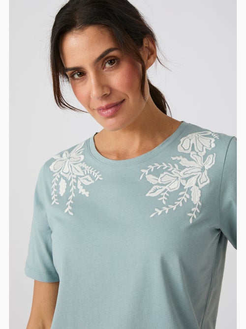 T-shirt brodé - damart - Kiabi
