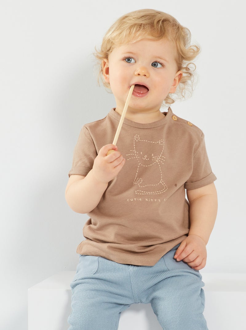 T-shirt brodé à col rond Marron - Kiabi