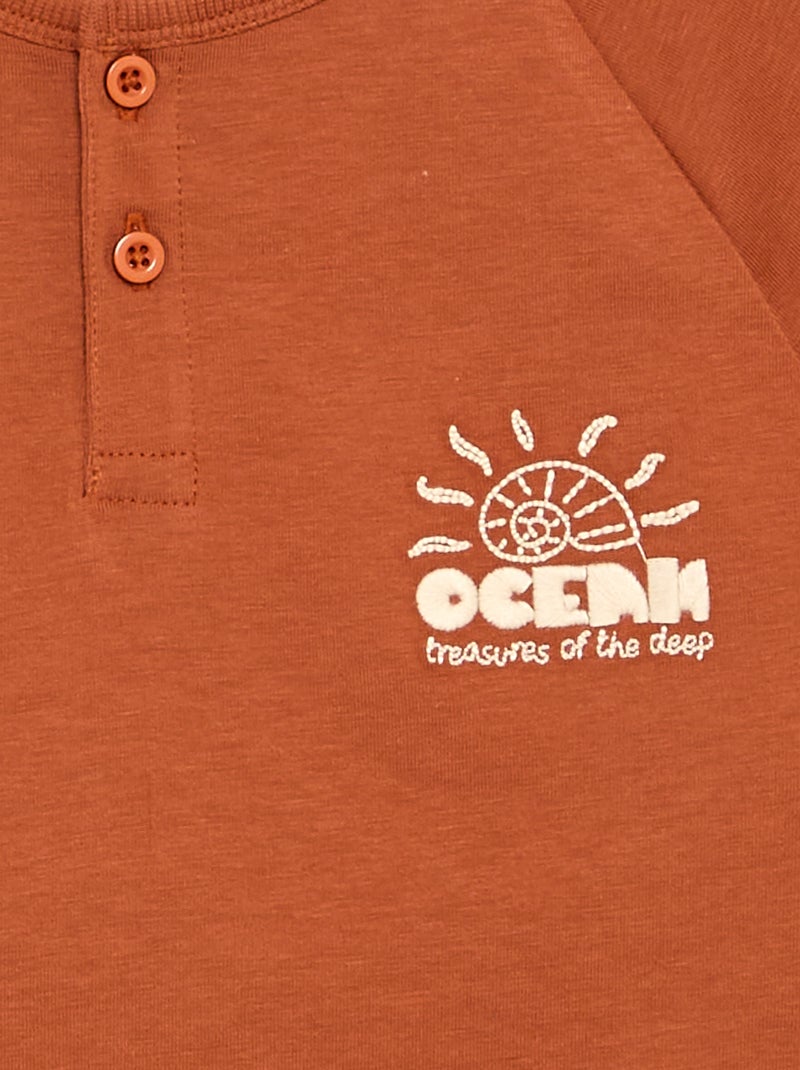 T-shirt brodé à manches courtes Marron - Kiabi
