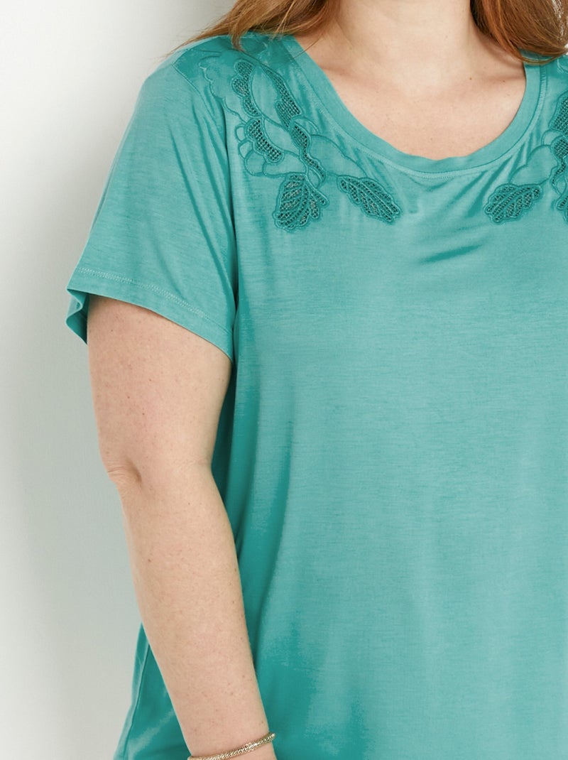 T-shirt brodé ajouré coton  col rond Bleu turquoise - Kiabi