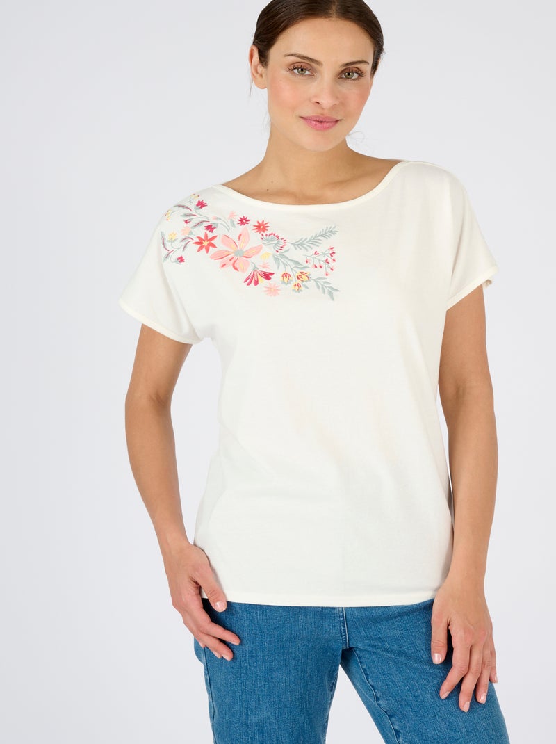 T-shirt broderie fleurs - Damart Blanc cassé - Kiabi