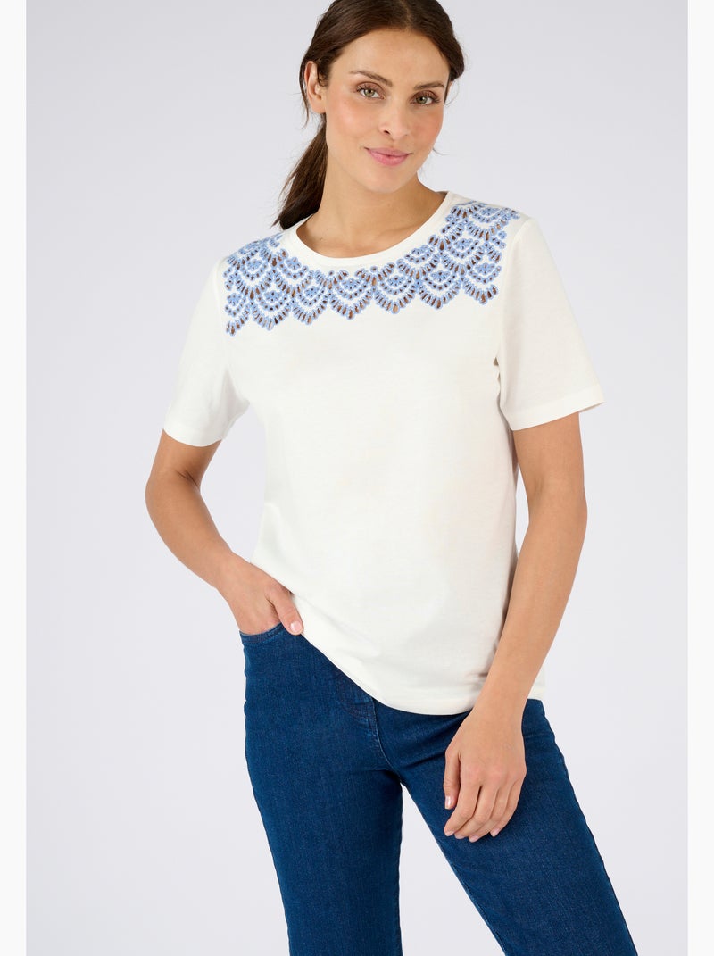 T-shirt broderies ajourées - Damart Blanc - Kiabi