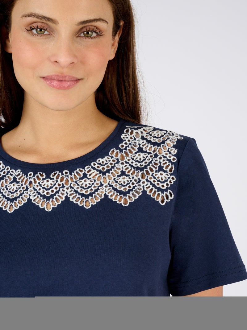 T-shirt broderies ajourées - Damart Bleu - Kiabi