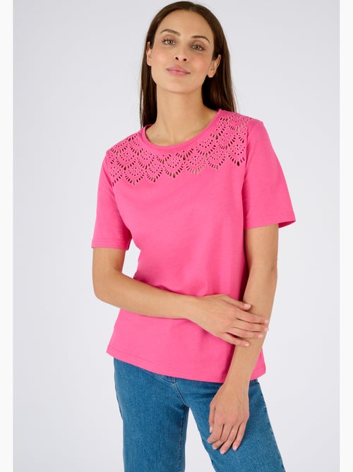 T-shirt broderies ajourées - Damart - Kiabi