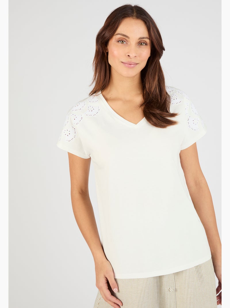 T-shirt broderies ajourées en pur coton - Damart Blanc - Kiabi