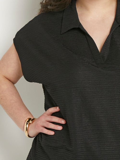 T-shirt col chemise uni manches courtes - Kiabi