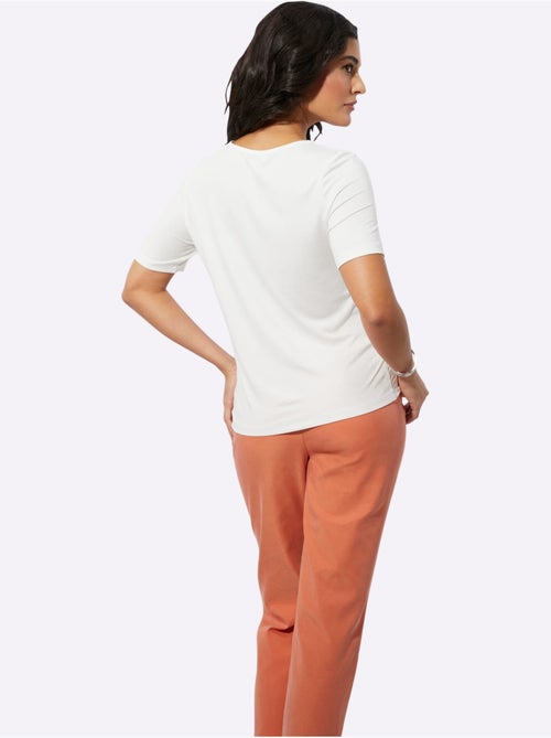 T shirt col rond à manches courtes viscose avec broderie florale - Taille standard - Helline - Kiabi