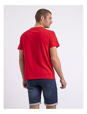 T on sale shirt rouge