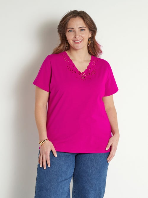 T-shirt col V ajouré brodé - Kiabi