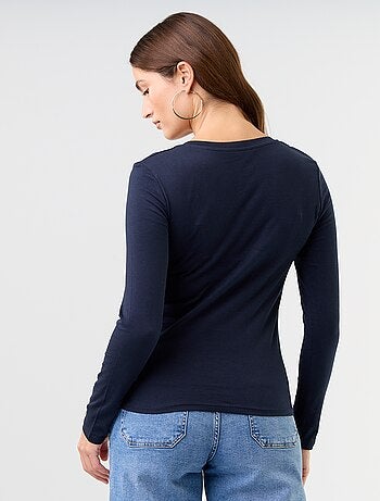 T-shirt col V
