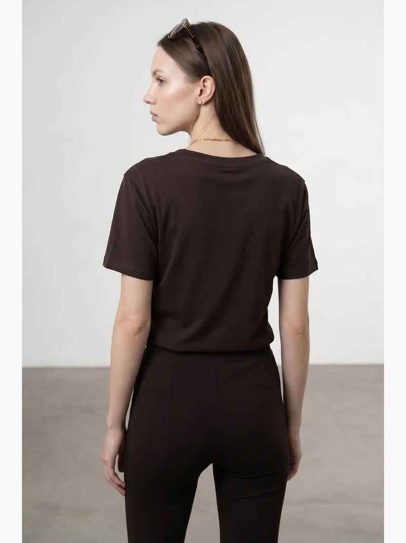 T-shirt col v coton lyocell manches courtes dilvin Marron chocolat - Kiabi