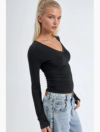 T-shirt col v manches longues détail dentelle busem