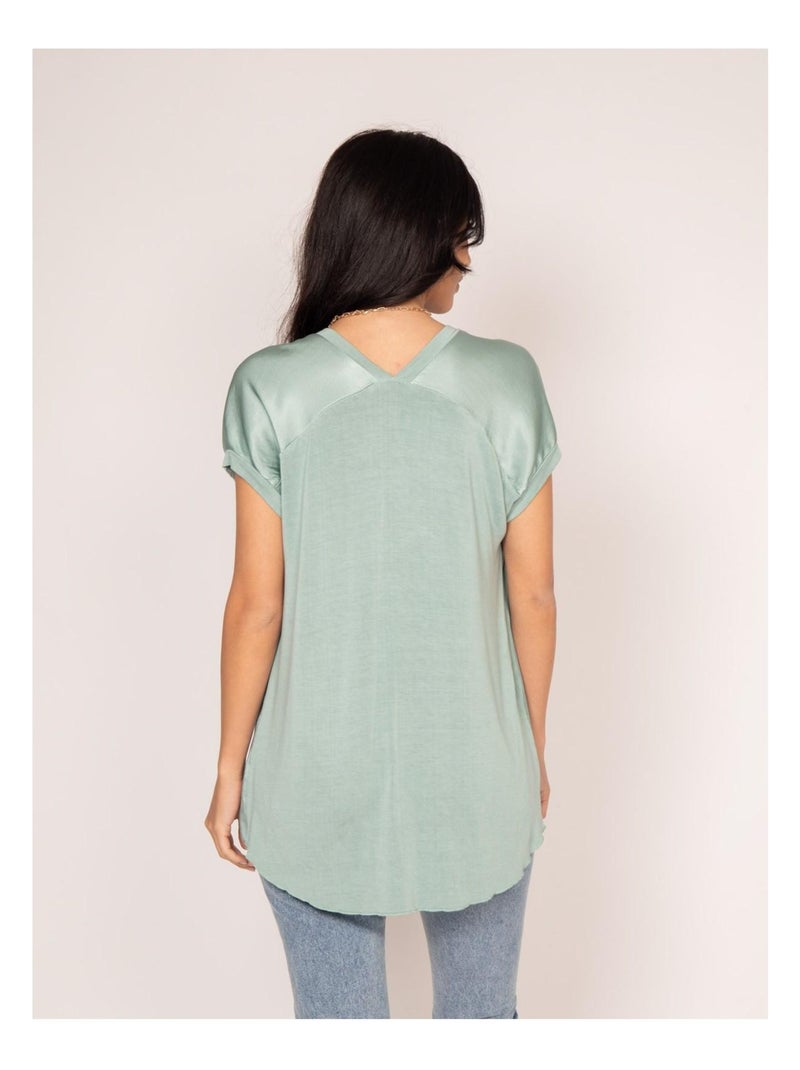 T-shirt col V satin FENTA Vert - Kiabi