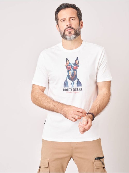 T-shirt confort homme en 100% coton imprimé chien lunettes 'deeluxe' - Kiabi T-shirt confort homme en 100% coton imprimé chien lunettes 'deeluxe' - Kiabi