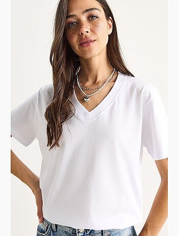 T-shirt confortable en coton biologique à col en v profond lucci