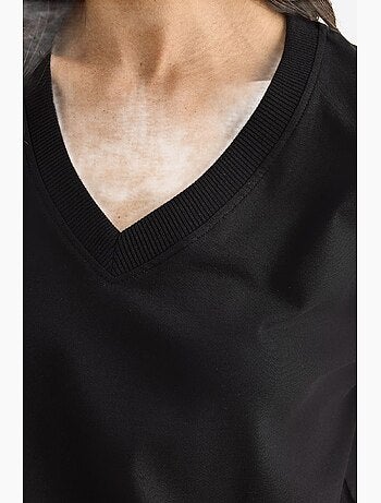 T-shirt confortable en coton biologique à col en v profond lucci