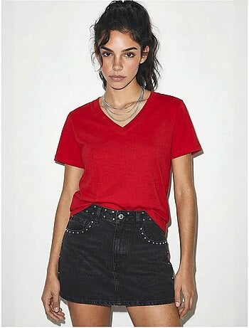 T-shirt confortable en coton biologique à col en v profond lucci