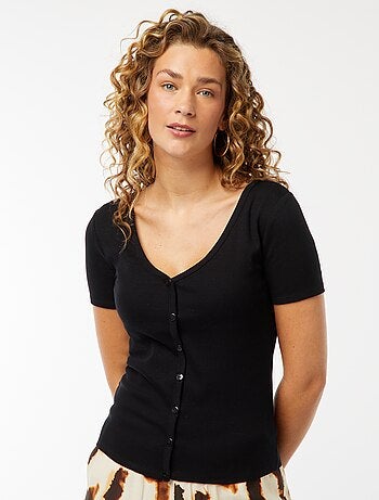 T-shirt côtelé à ouverture boutonnée