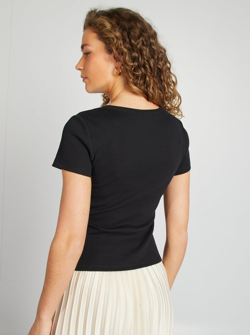 T-shirt côtelé avec boutons fantaisies Noir - Kiabi