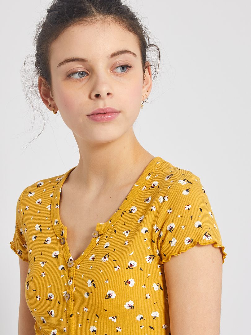 T-shirt côtelé avec boutons jaune fleuri - Kiabi