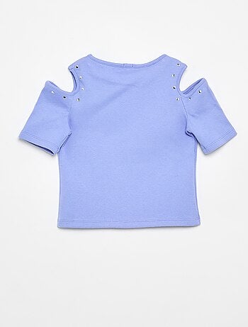 T-shirt côtelé avec clous et épaules nues
