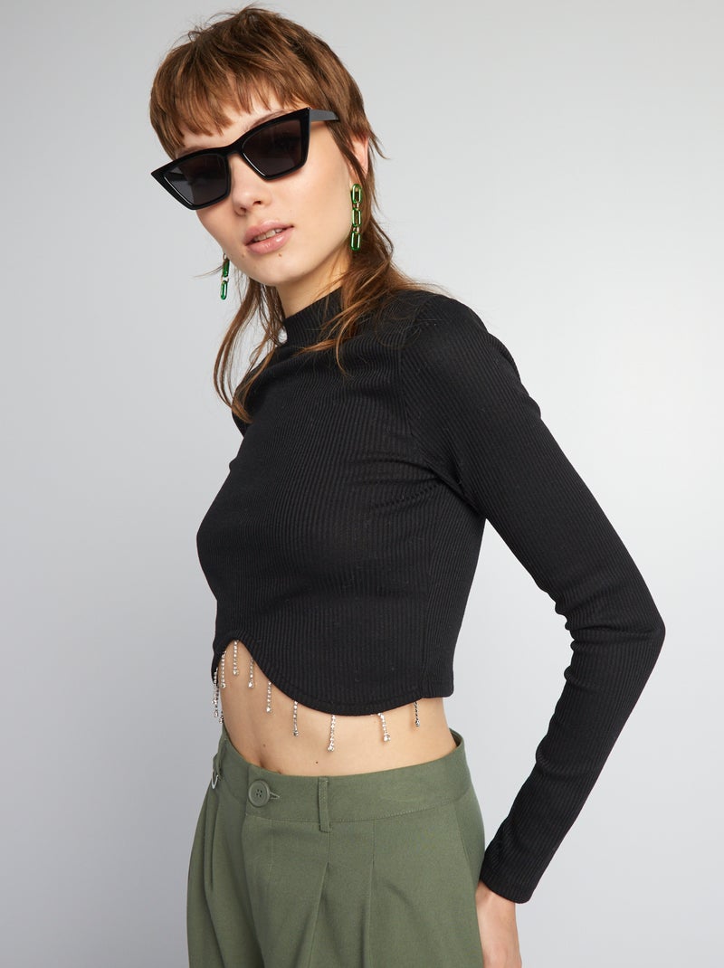 T-shirt court avec bijoux pendants noir - Kiabi