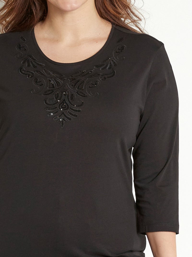 T-shirt court brodé manches 3/4 Noir - Kiabi