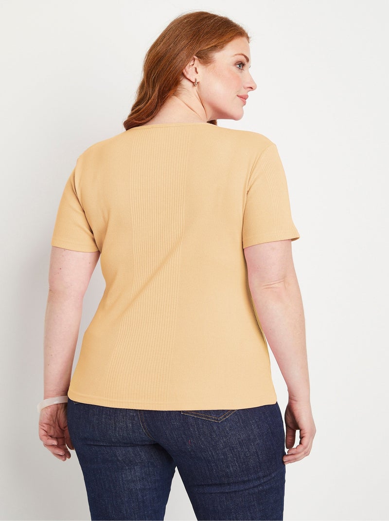 T-shirt court col rond maille côtelée Beige - Kiabi